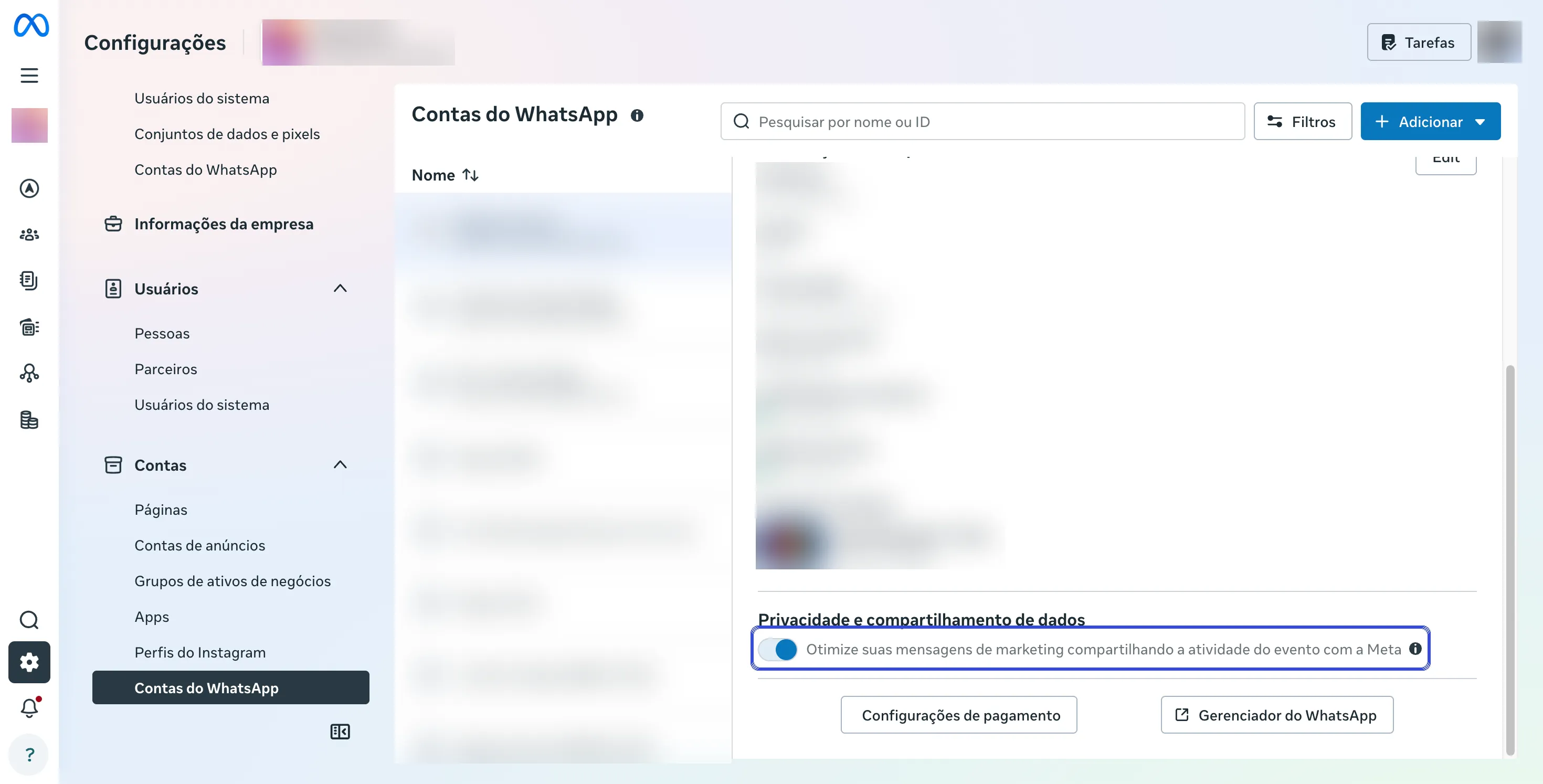 Configurações da conta do WhatsApp, com o botão de Privacidade e compartilhamento de dados destacado.